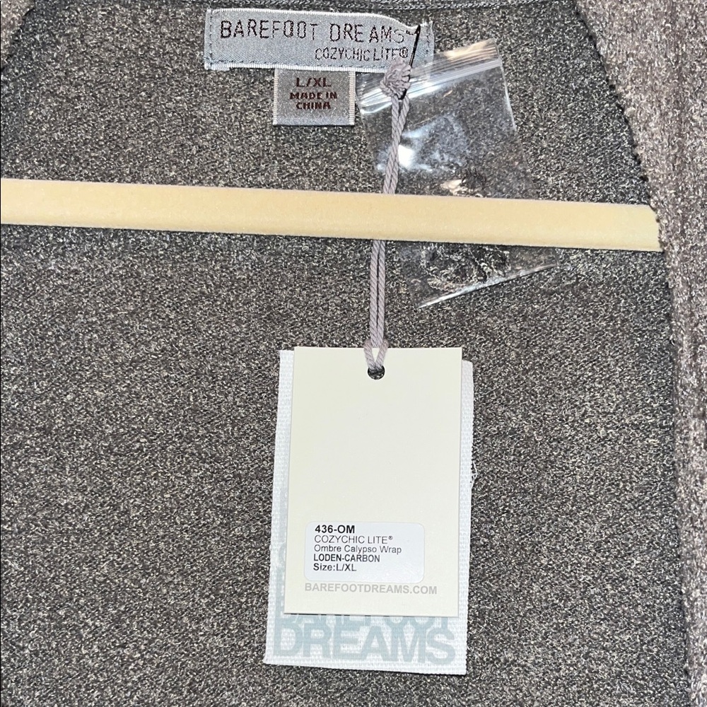 BAREFOOT DREAMS COZYCHIC LITE OMBRÉ CALYPSO WRAP L/ XL NWT LODEN/ CARBON GRAY - Picture 3 of 5